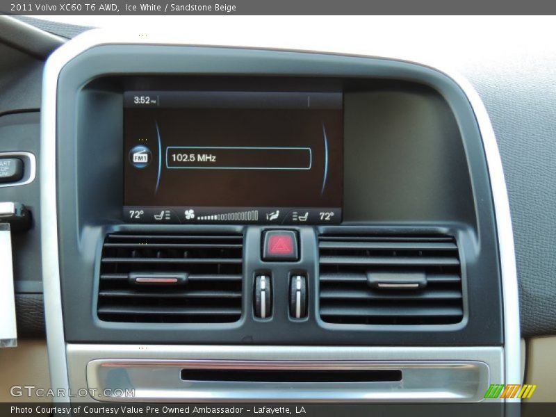 Ice White / Sandstone Beige 2011 Volvo XC60 T6 AWD