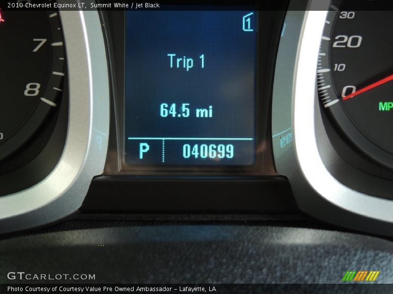 Summit White / Jet Black 2010 Chevrolet Equinox LT