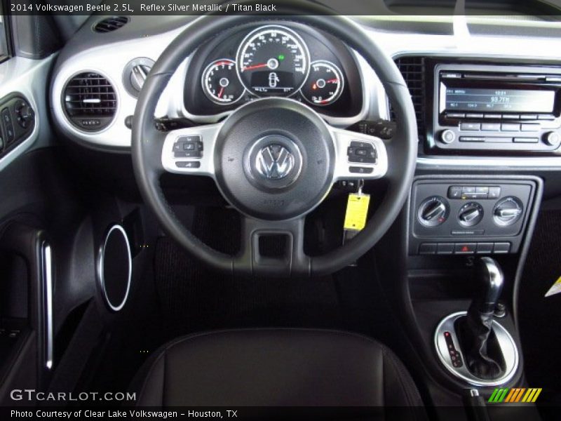 Reflex Silver Metallic / Titan Black 2014 Volkswagen Beetle 2.5L