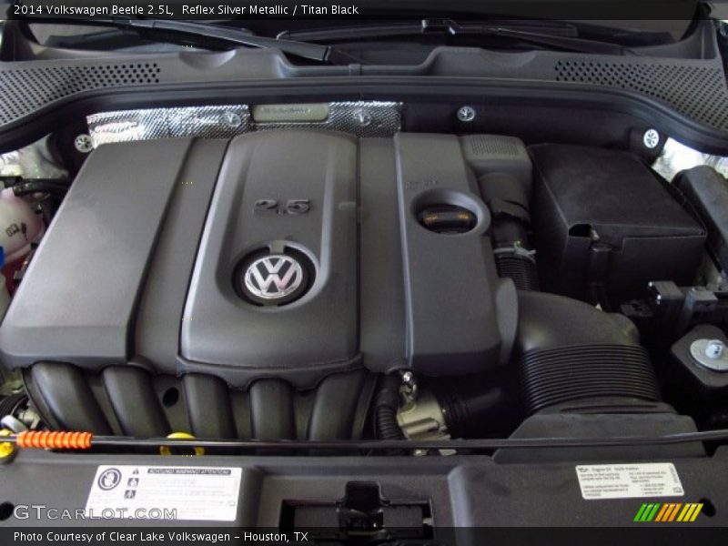 Reflex Silver Metallic / Titan Black 2014 Volkswagen Beetle 2.5L