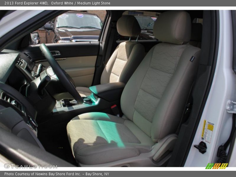 Oxford White / Medium Light Stone 2013 Ford Explorer 4WD