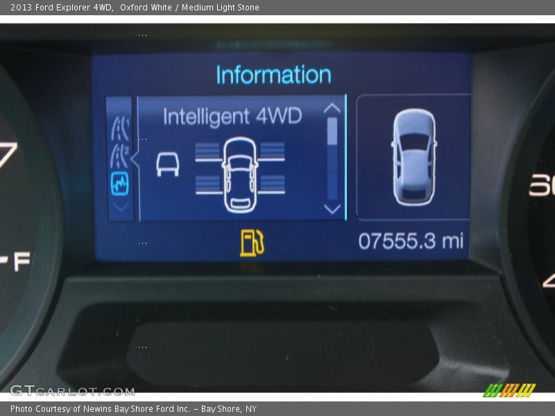 Oxford White / Medium Light Stone 2013 Ford Explorer 4WD