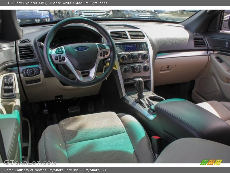 Oxford White / Medium Light Stone 2013 Ford Explorer 4WD