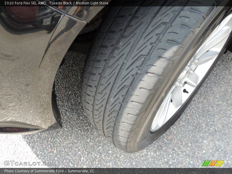 Tuxedo Black / Medium Light Stone 2010 Ford Flex SEL AWD