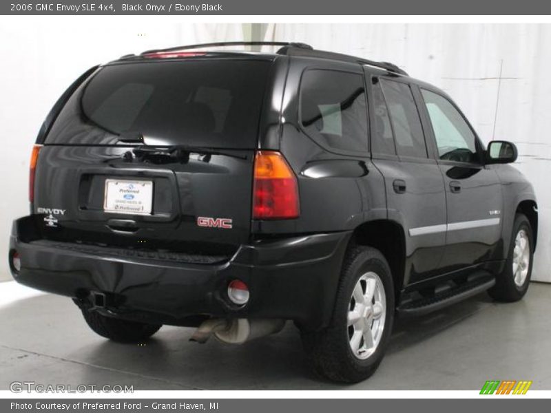 Black Onyx / Ebony Black 2006 GMC Envoy SLE 4x4