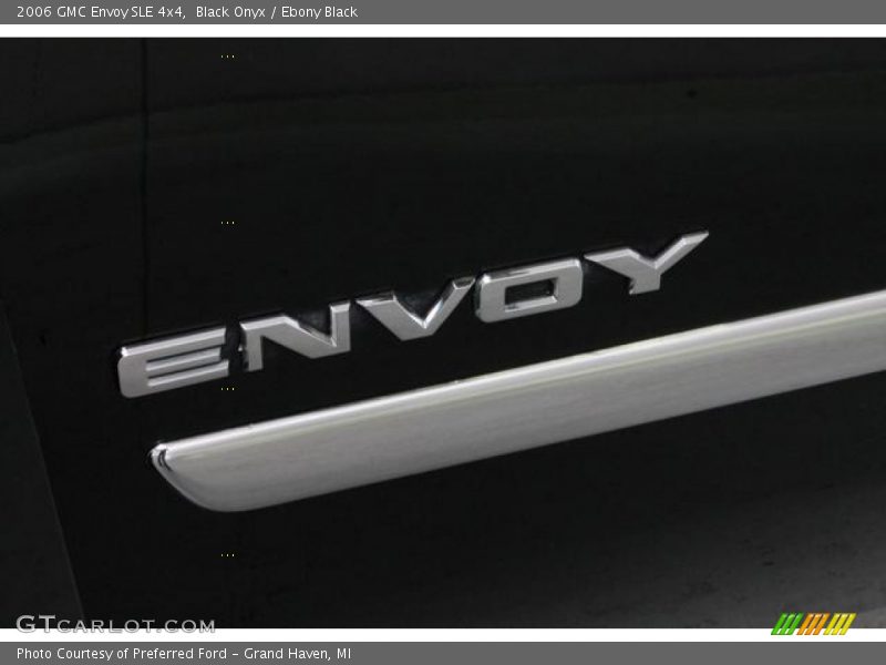 Black Onyx / Ebony Black 2006 GMC Envoy SLE 4x4