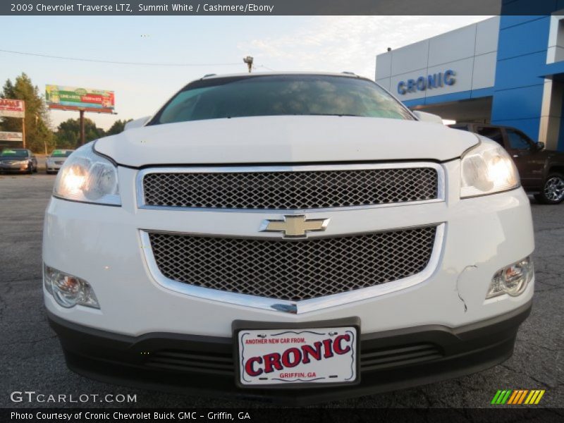 Summit White / Cashmere/Ebony 2009 Chevrolet Traverse LTZ