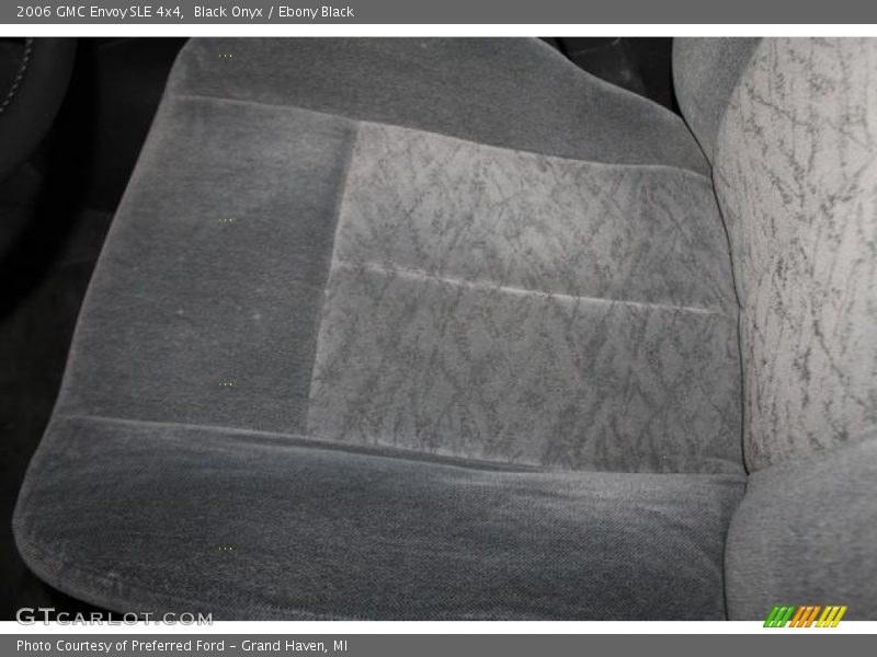 Black Onyx / Ebony Black 2006 GMC Envoy SLE 4x4