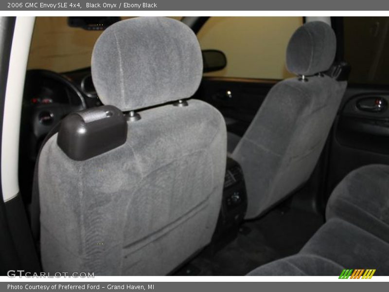 Black Onyx / Ebony Black 2006 GMC Envoy SLE 4x4
