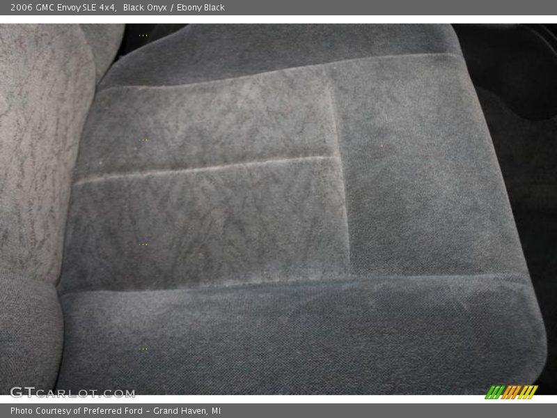 Black Onyx / Ebony Black 2006 GMC Envoy SLE 4x4