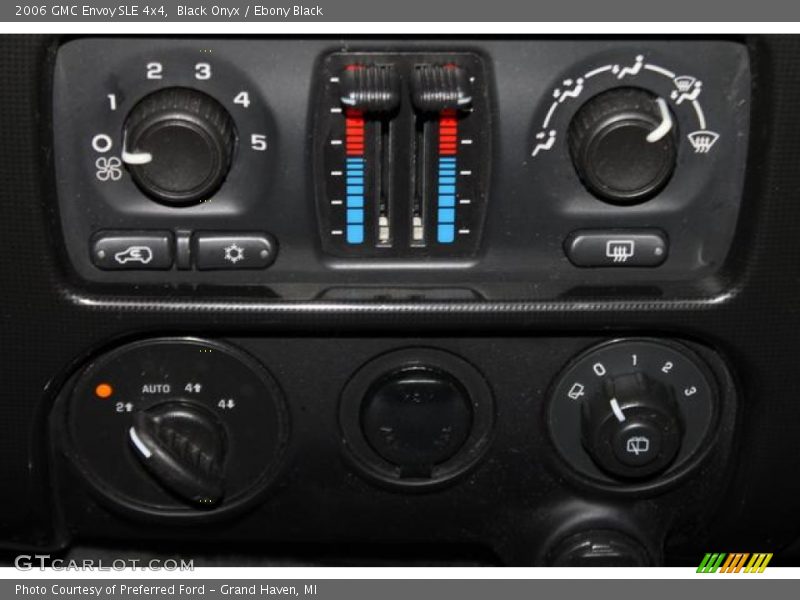 Black Onyx / Ebony Black 2006 GMC Envoy SLE 4x4