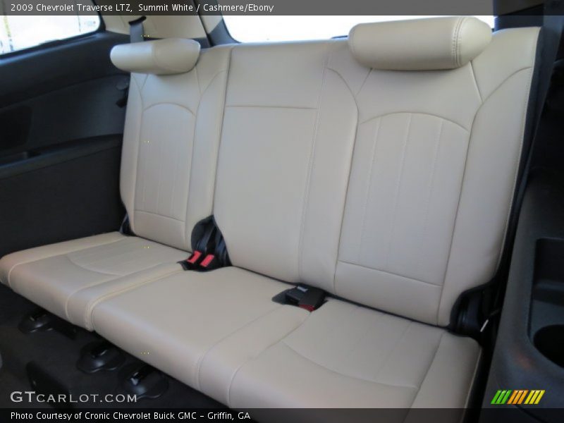 Summit White / Cashmere/Ebony 2009 Chevrolet Traverse LTZ