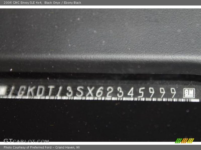 Black Onyx / Ebony Black 2006 GMC Envoy SLE 4x4