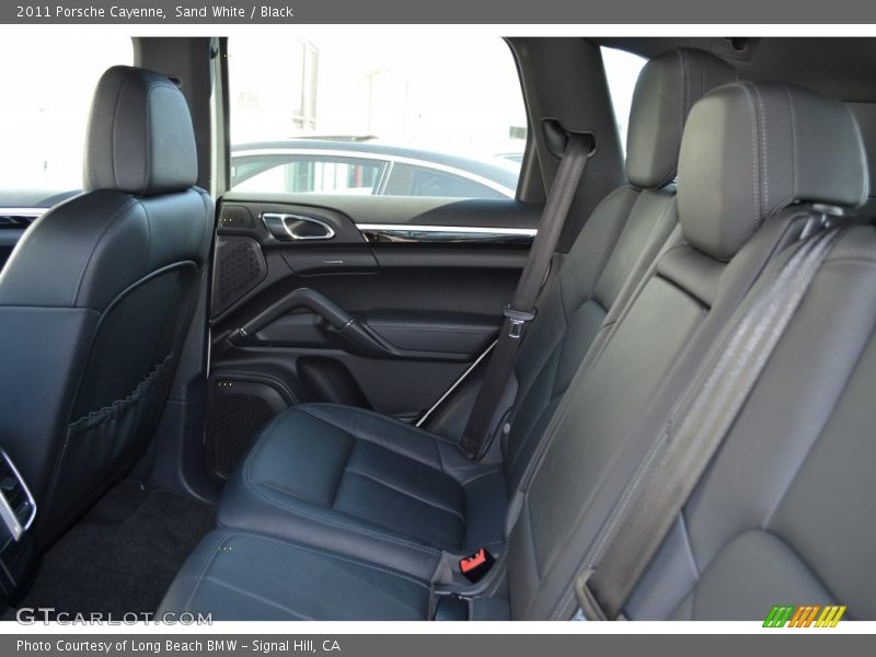 Sand White / Black 2011 Porsche Cayenne