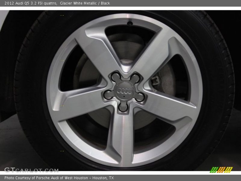  2012 Q5 3.2 FSI quattro Wheel
