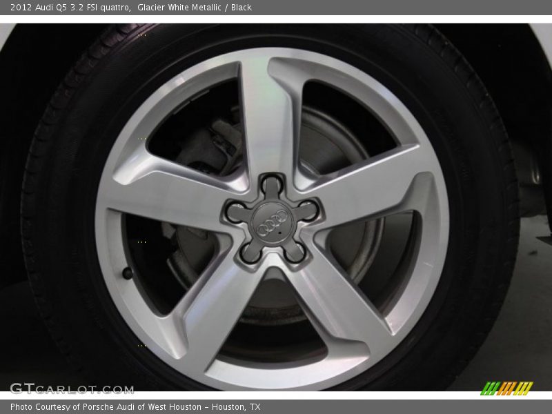 2012 Q5 3.2 FSI quattro Wheel