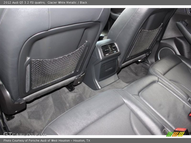 Glacier White Metallic / Black 2012 Audi Q5 3.2 FSI quattro