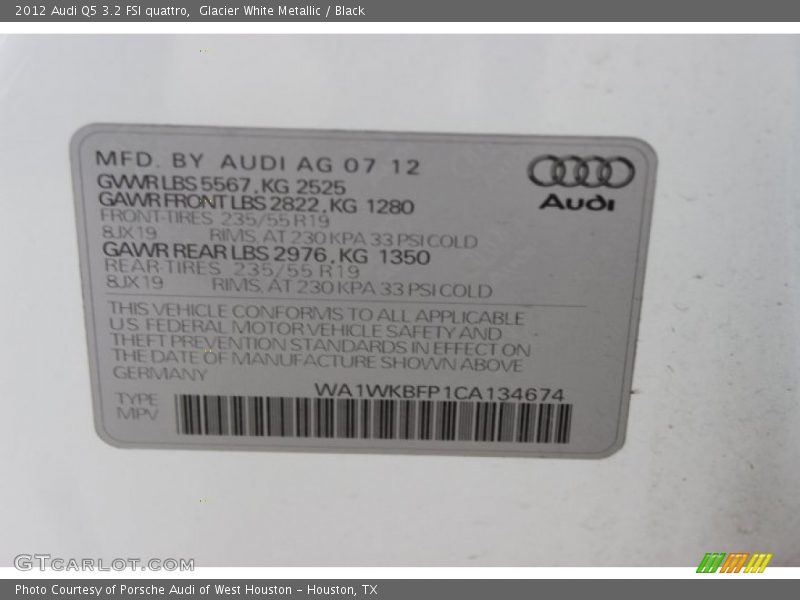 Glacier White Metallic / Black 2012 Audi Q5 3.2 FSI quattro