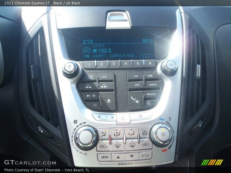 Black / Jet Black 2011 Chevrolet Equinox LT