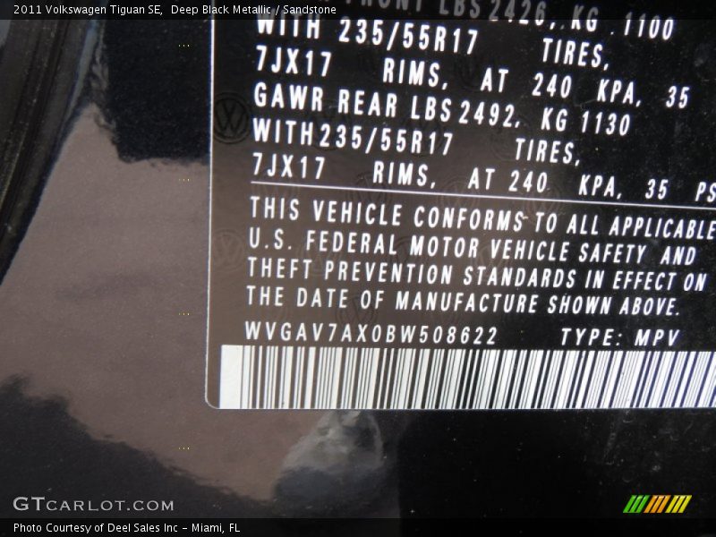 Deep Black Metallic / Sandstone 2011 Volkswagen Tiguan SE