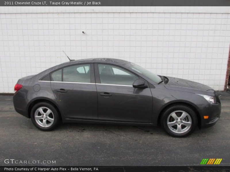 Taupe Gray Metallic / Jet Black 2011 Chevrolet Cruze LT