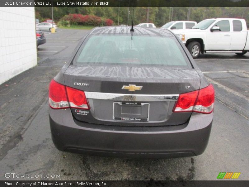 Taupe Gray Metallic / Jet Black 2011 Chevrolet Cruze LT