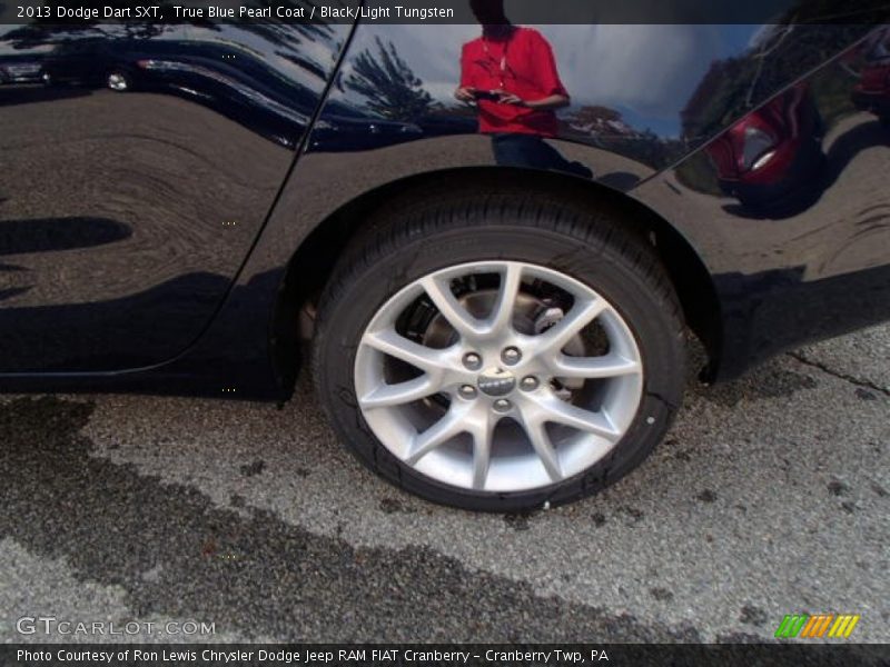 True Blue Pearl Coat / Black/Light Tungsten 2013 Dodge Dart SXT