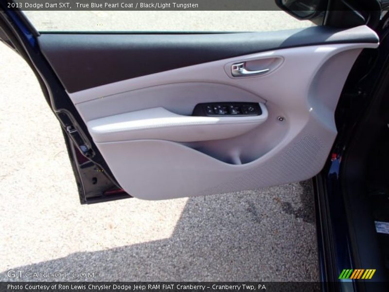 True Blue Pearl Coat / Black/Light Tungsten 2013 Dodge Dart SXT