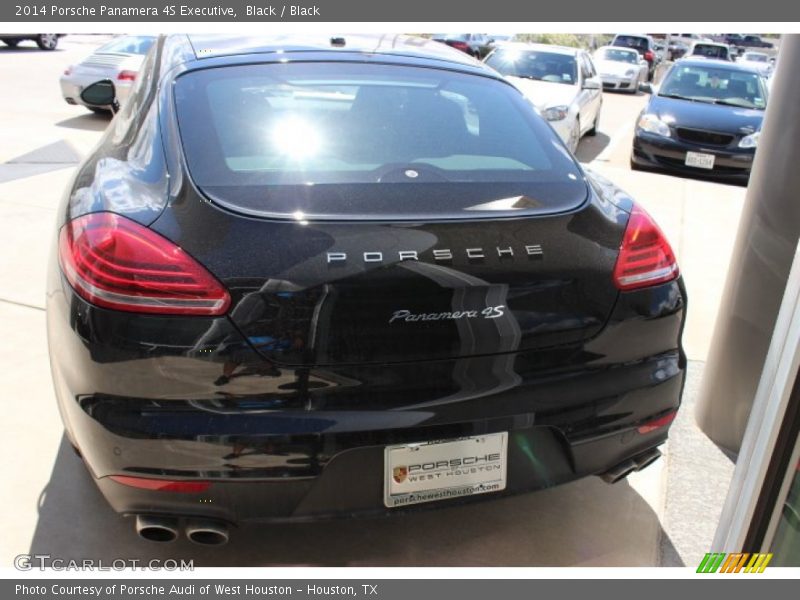 Black / Black 2014 Porsche Panamera 4S Executive