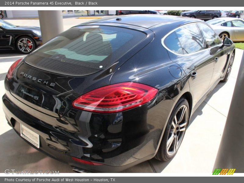 Black / Black 2014 Porsche Panamera 4S Executive