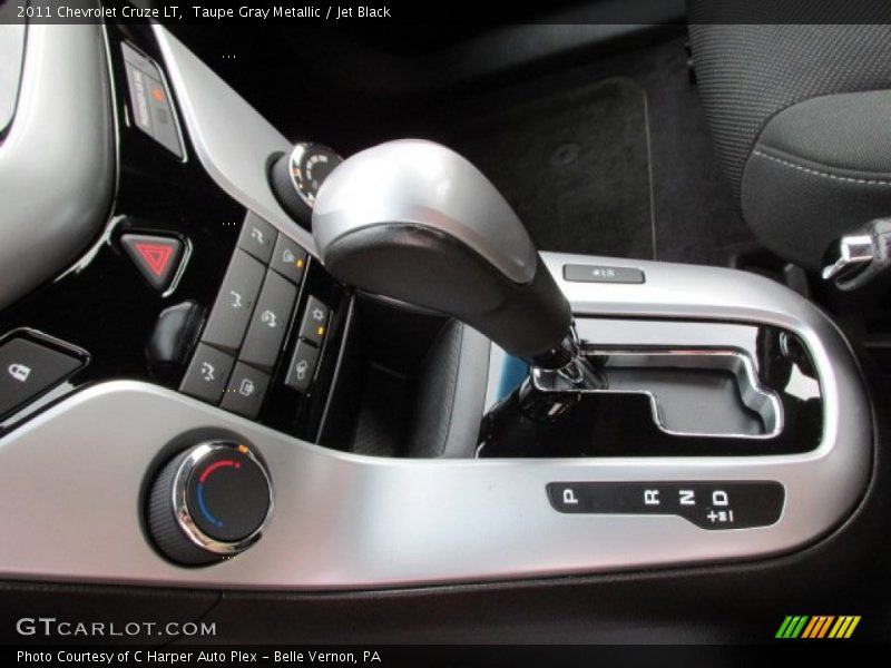 Taupe Gray Metallic / Jet Black 2011 Chevrolet Cruze LT