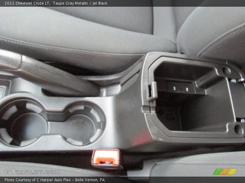 Taupe Gray Metallic / Jet Black 2011 Chevrolet Cruze LT