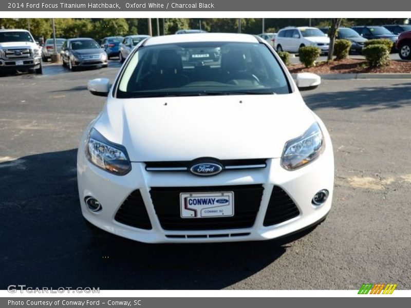 Oxford White / Charcoal Black 2014 Ford Focus Titanium Hatchback