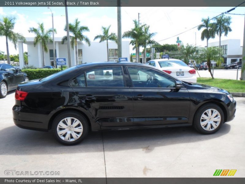 Black / Titan Black 2011 Volkswagen Jetta SE Sedan