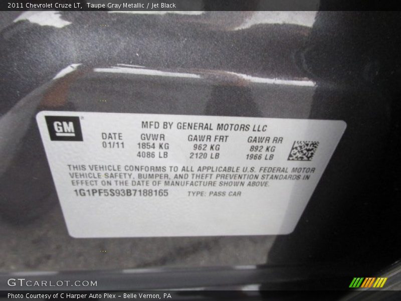 Taupe Gray Metallic / Jet Black 2011 Chevrolet Cruze LT