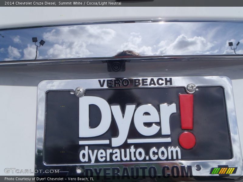 Summit White / Cocoa/Light Neutral 2014 Chevrolet Cruze Diesel