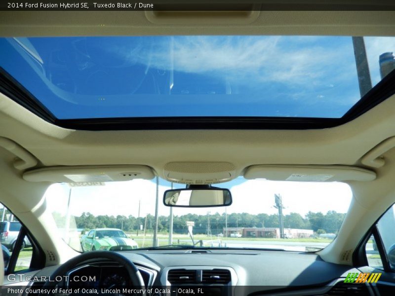 Sunroof of 2014 Fusion Hybrid SE