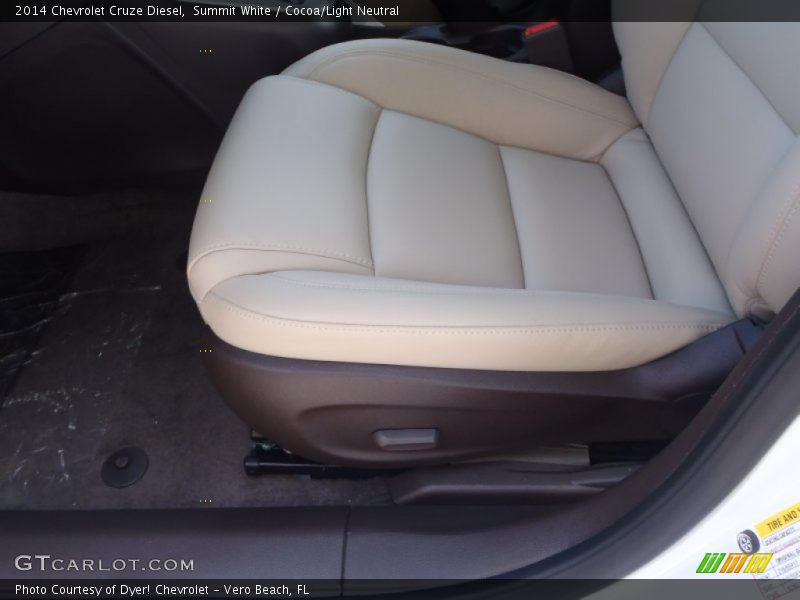 Summit White / Cocoa/Light Neutral 2014 Chevrolet Cruze Diesel