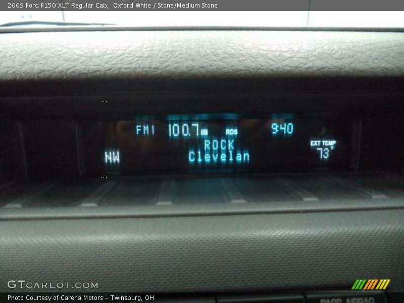 Oxford White / Stone/Medium Stone 2009 Ford F150 XLT Regular Cab