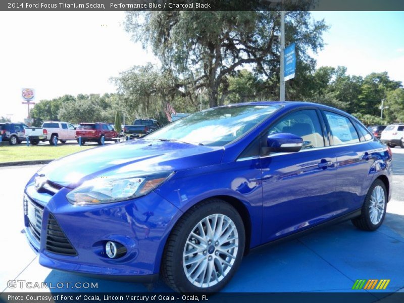 Performance Blue / Charcoal Black 2014 Ford Focus Titanium Sedan