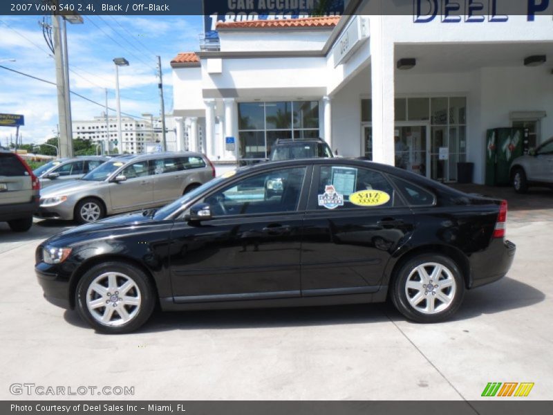 Black / Off-Black 2007 Volvo S40 2.4i