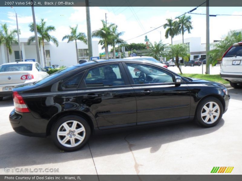 Black / Off-Black 2007 Volvo S40 2.4i