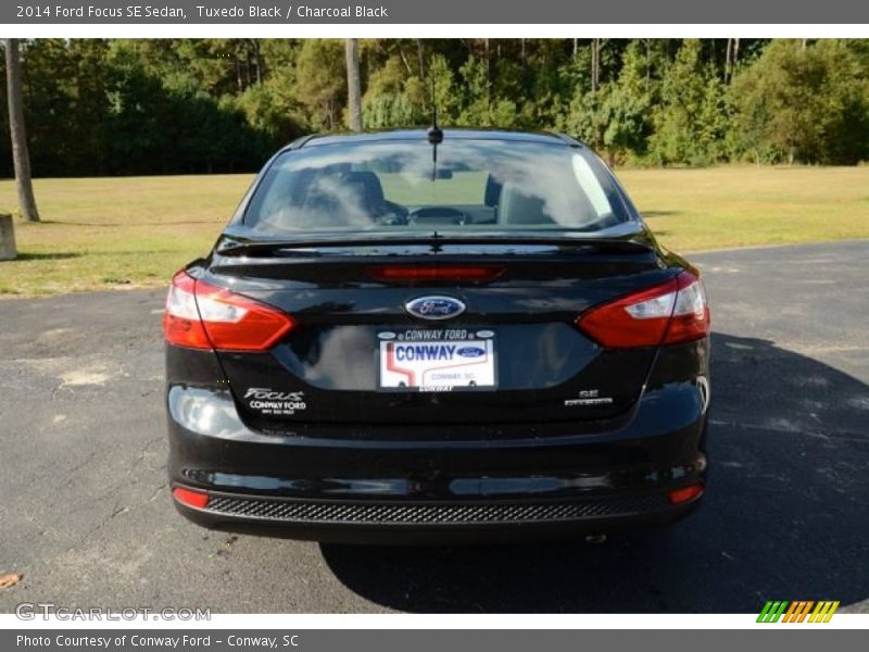 Tuxedo Black / Charcoal Black 2014 Ford Focus SE Sedan