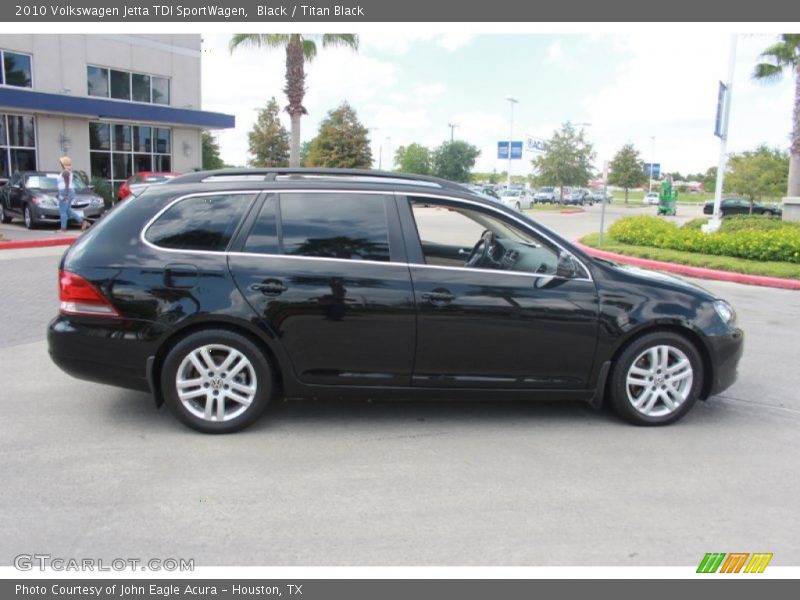 Black / Titan Black 2010 Volkswagen Jetta TDI SportWagen