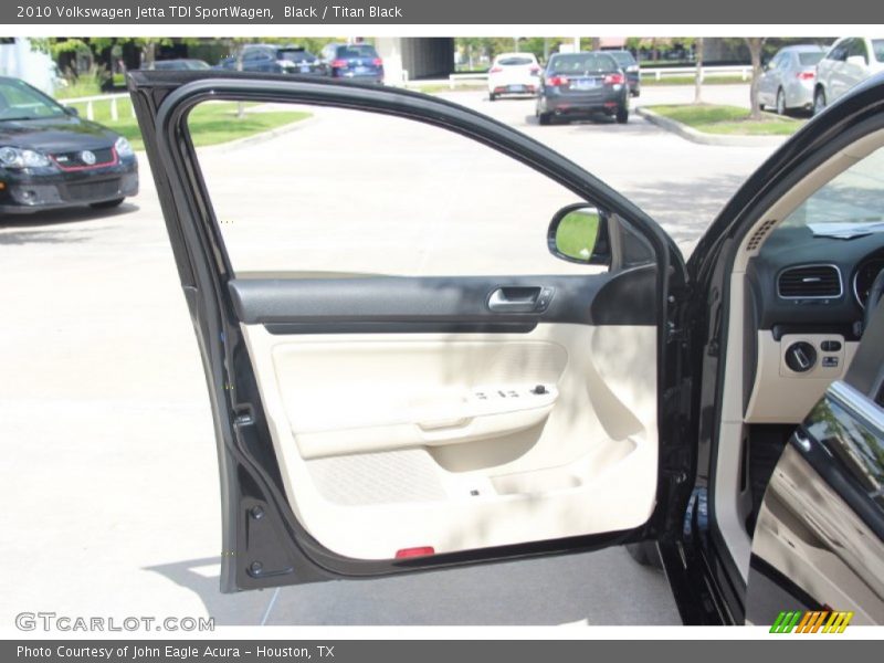 Black / Titan Black 2010 Volkswagen Jetta TDI SportWagen
