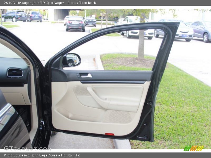 Black / Titan Black 2010 Volkswagen Jetta TDI SportWagen