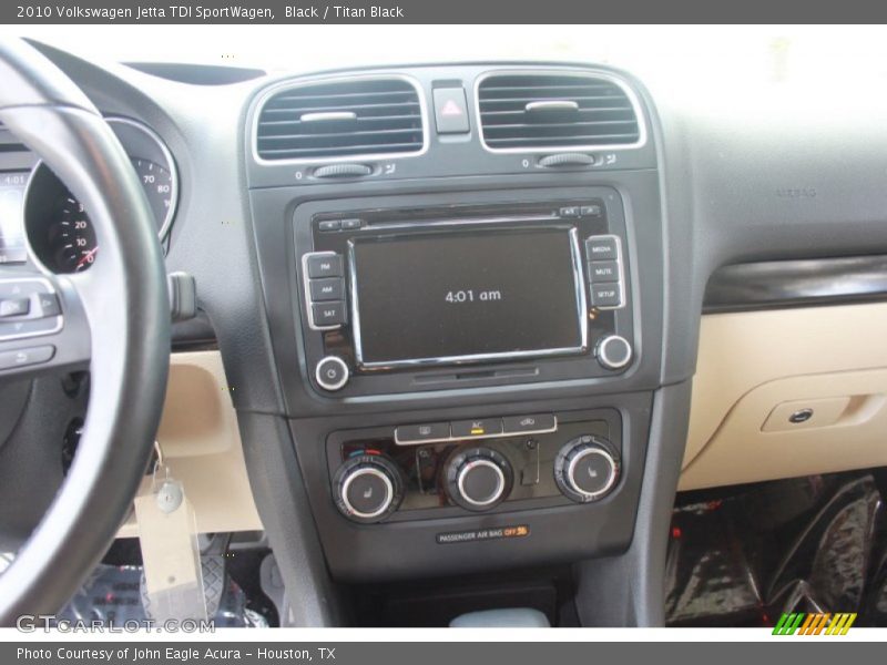 Black / Titan Black 2010 Volkswagen Jetta TDI SportWagen