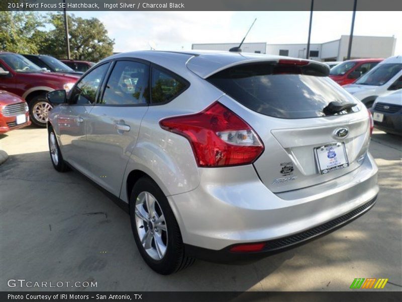 Ingot Silver / Charcoal Black 2014 Ford Focus SE Hatchback