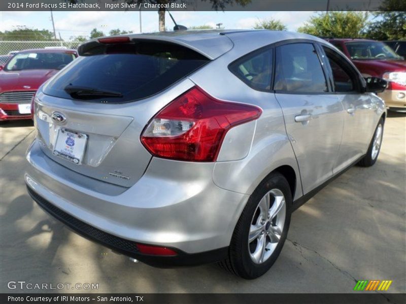 Ingot Silver / Charcoal Black 2014 Ford Focus SE Hatchback