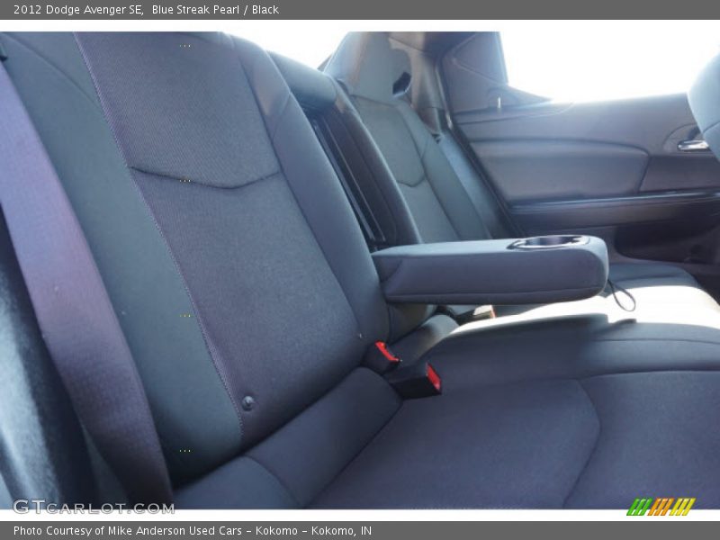 Blue Streak Pearl / Black 2012 Dodge Avenger SE